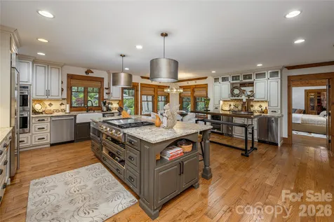345 Prospect Drive Burnsville NC 28714