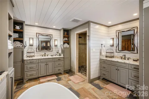 345 Prospect Drive Burnsville NC 28714