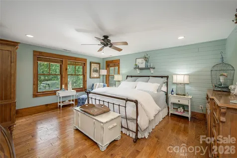 345 Prospect Drive Burnsville NC 28714