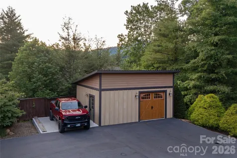 345 Prospect Drive Burnsville NC 28714