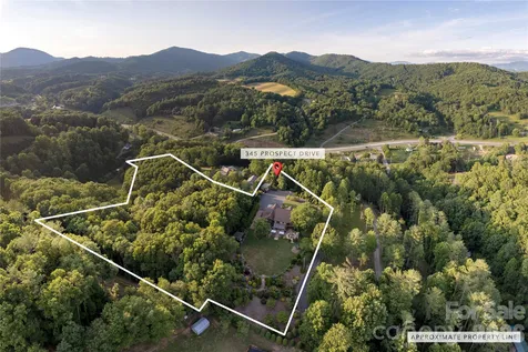 345 Prospect Drive Burnsville NC 28714
