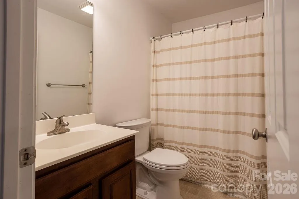31 Amersham Lane Fletcher NC 28732