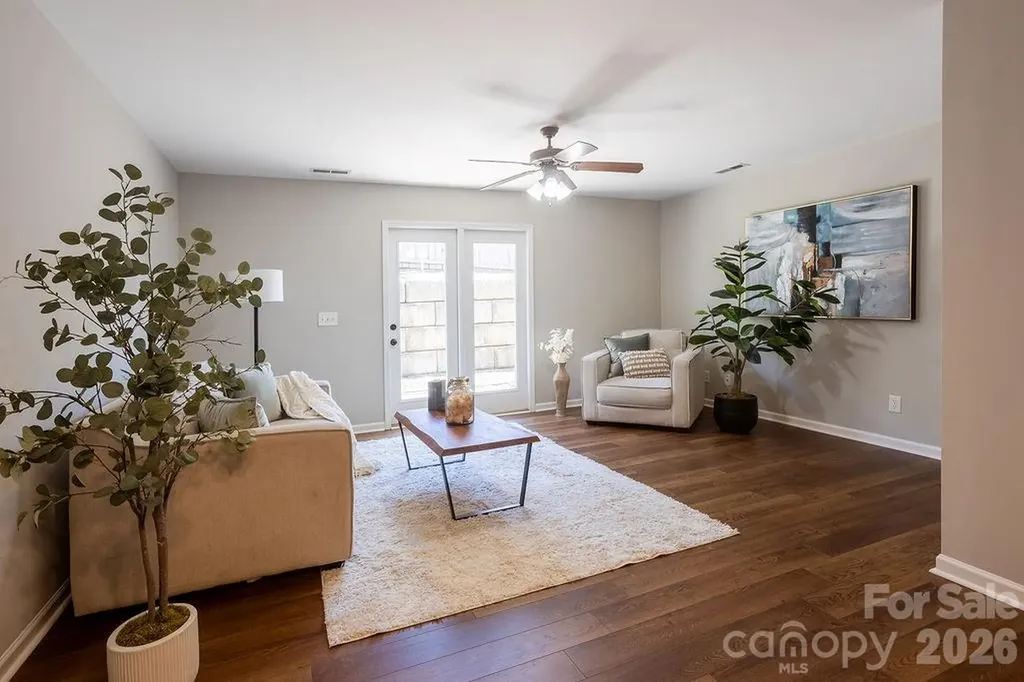31 Amersham Lane Fletcher NC 28732
