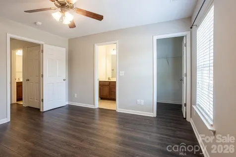 31 Amersham Lane Fletcher NC 28732