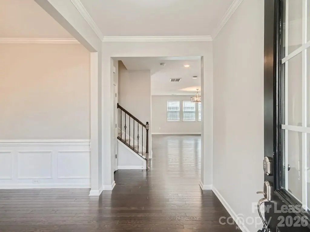 8123 Cornhill Avenue Charlotte NC 28277