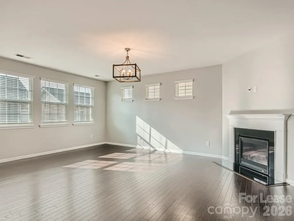 8123 Cornhill Avenue Charlotte NC 28277