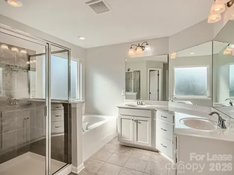 8123 Cornhill Avenue Charlotte NC 28277