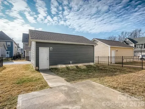 8123 Cornhill Avenue Charlotte NC 28277