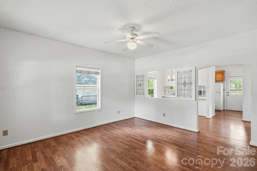 206 Sixth Street Belmont NC 28012