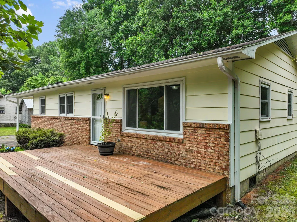 167 Olympic Drive Old Fort NC 28762