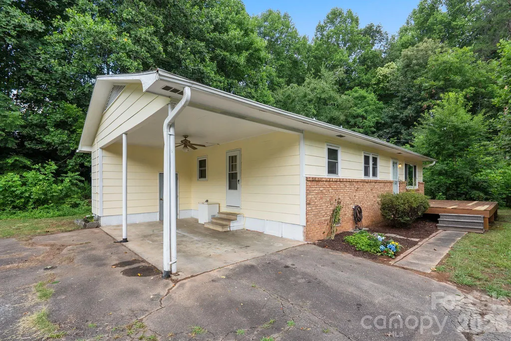 167 Olympic Drive Old Fort NC 28762