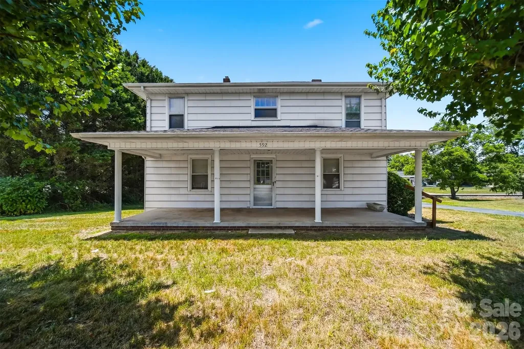 592 Main Street Hudson NC 28638