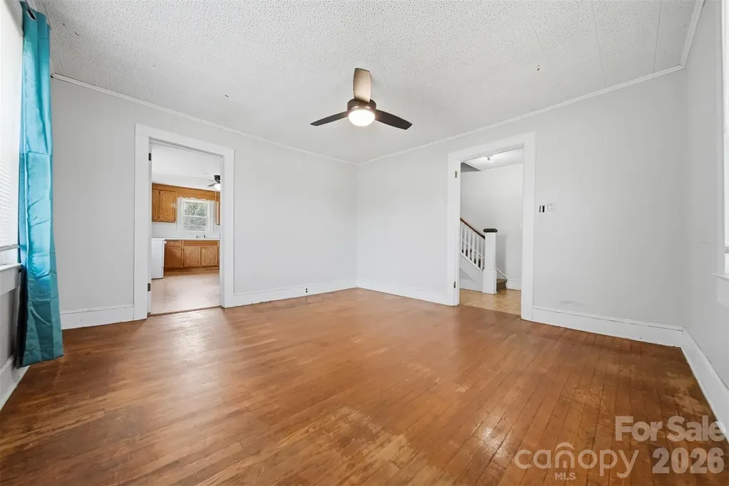 592 Main Street Hudson NC 28638