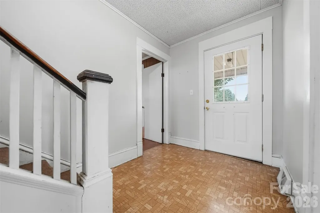 592 Main Street Hudson NC 28638