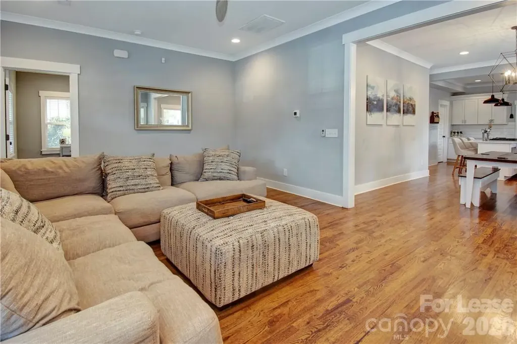 1416 Parkwood Avenue Charlotte NC 28205