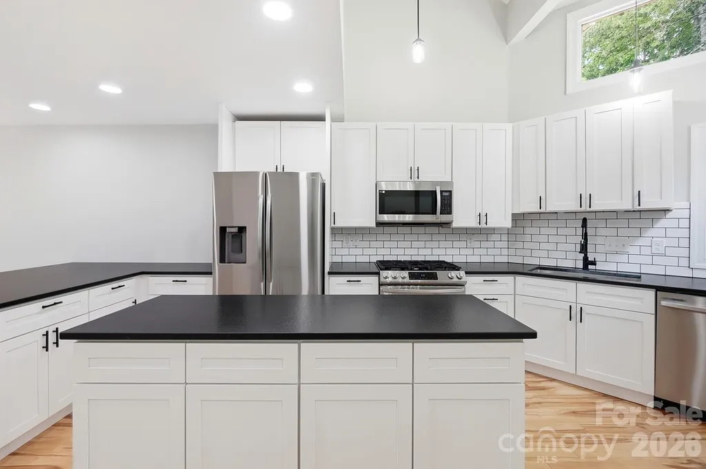 14612 Waterside Drive Charlotte NC 28278
