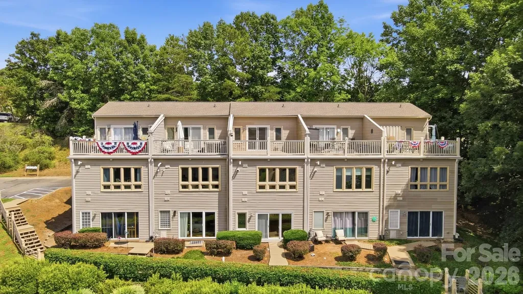 14612 Waterside Drive Charlotte NC 28278