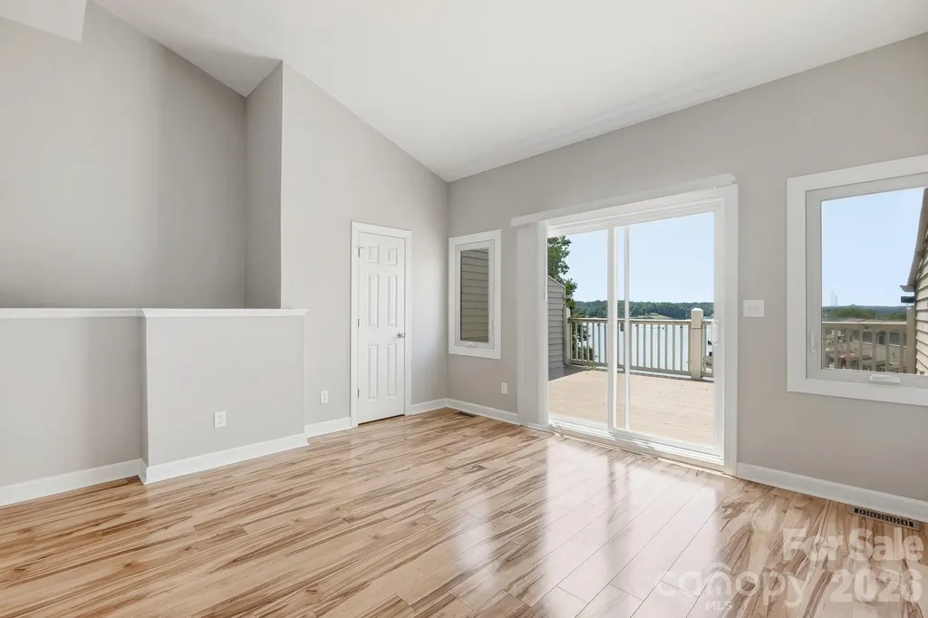 14612 Waterside Drive Charlotte NC 28278