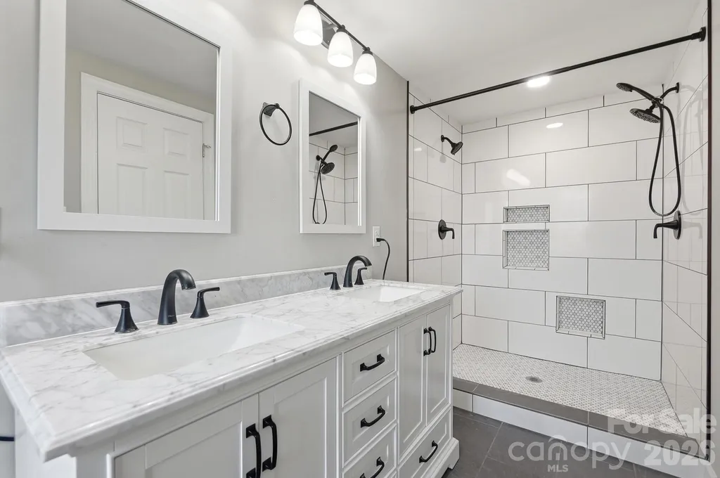 14612 Waterside Drive Charlotte NC 28278