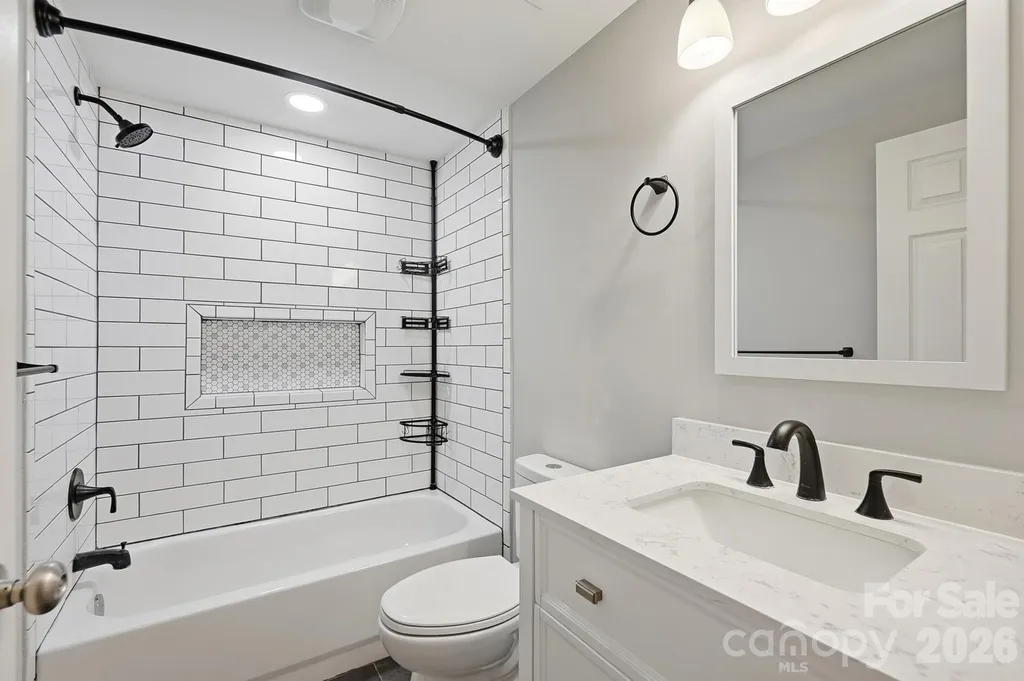 14612 Waterside Drive Charlotte NC 28278