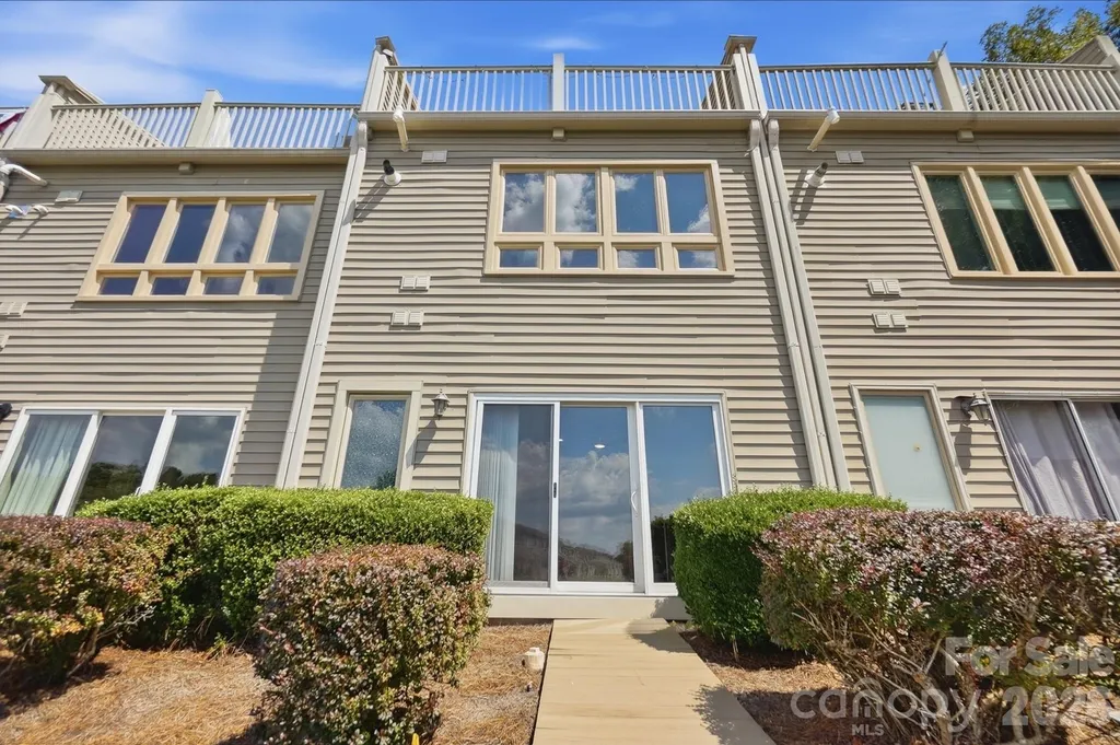 14612 Waterside Drive Charlotte NC 28278