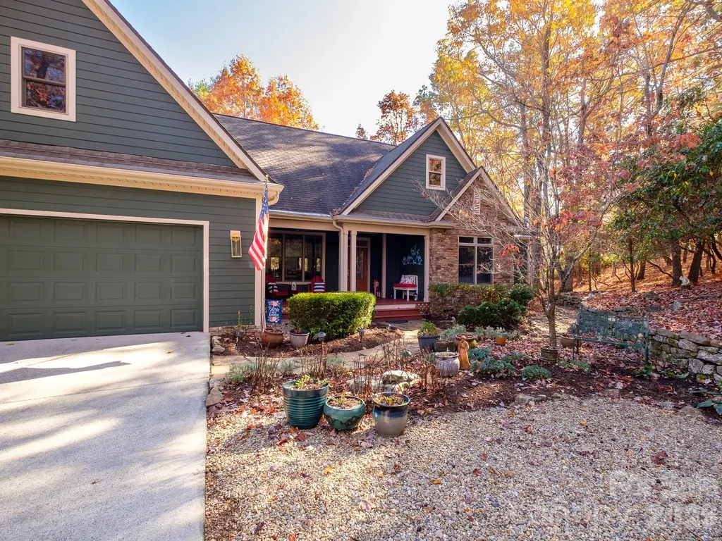 44 Gasga Court Brevard NC 28712