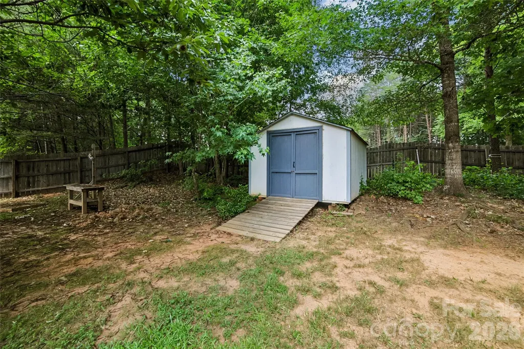 3552 Navajo Drive Maiden NC 28650