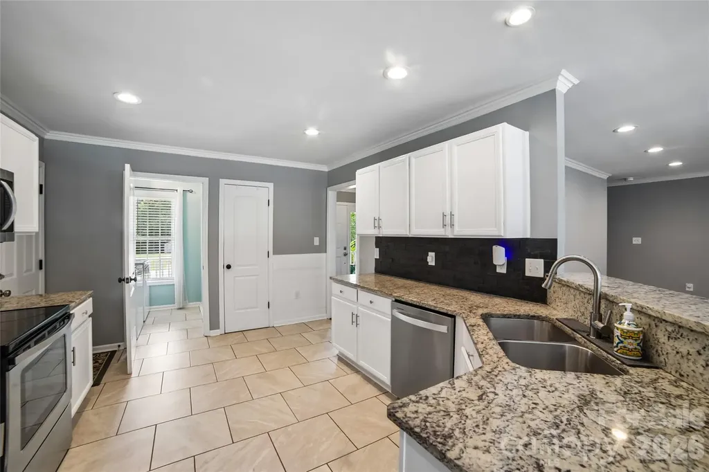3552 Navajo Drive Maiden NC 28650