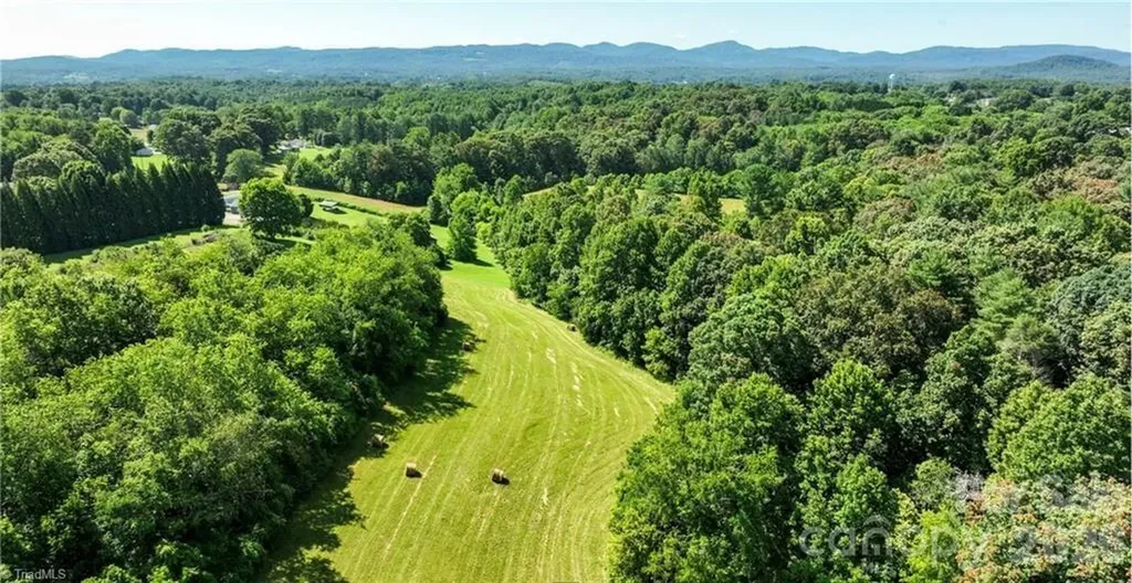 826 Suncrest Orchard Road North Wilkesboro NC 28659