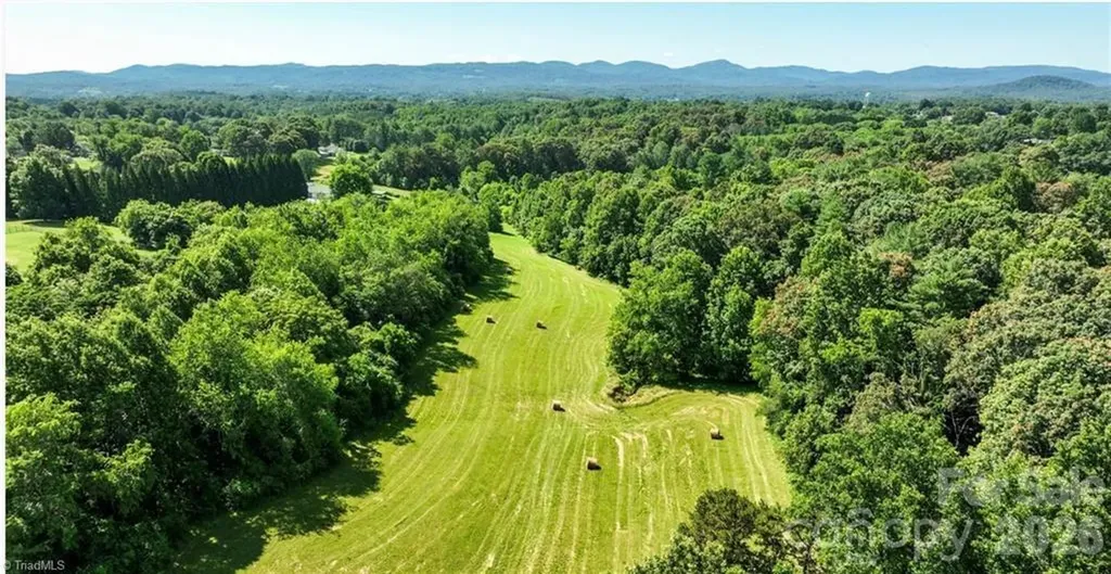 826 Suncrest Orchard Road North Wilkesboro NC 28659