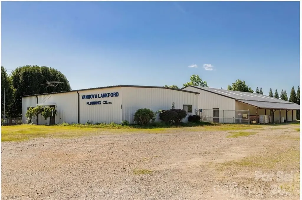 826 Suncrest Orchard Road North Wilkesboro NC 28659