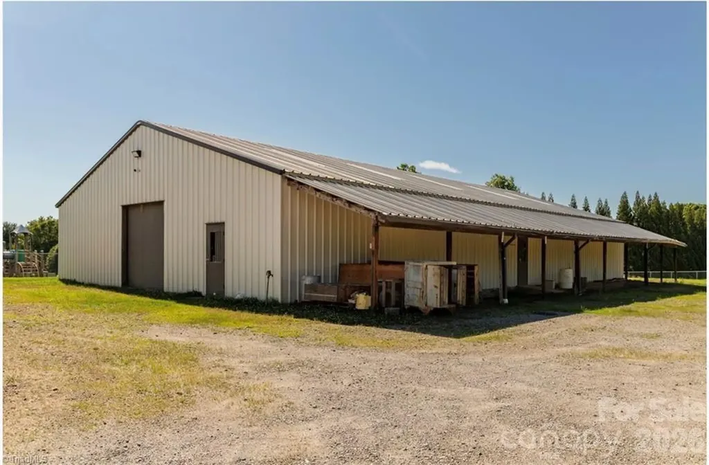 826 Suncrest Orchard Road North Wilkesboro NC 28659