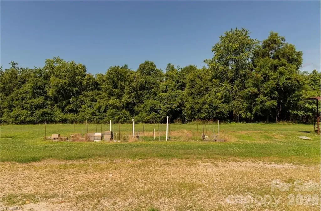 826 Suncrest Orchard Road North Wilkesboro NC 28659