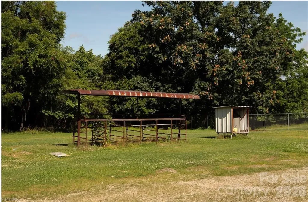 826 Suncrest Orchard Road North Wilkesboro NC 28659