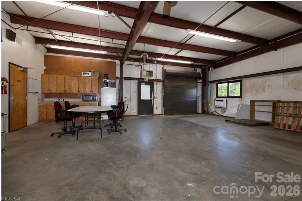 826 Suncrest Orchard Road North Wilkesboro NC 28659