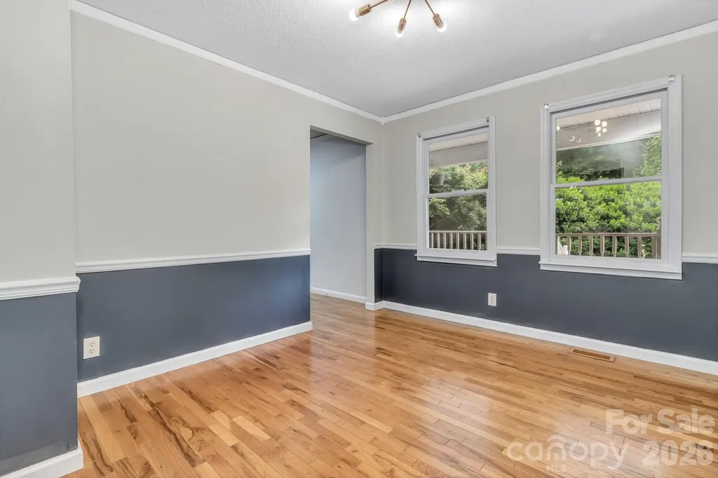 11 Aquarian Way Leicester NC 28748