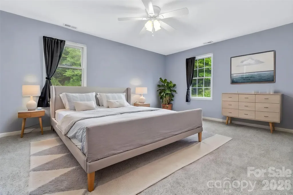 11 Aquarian Way Leicester NC 28748