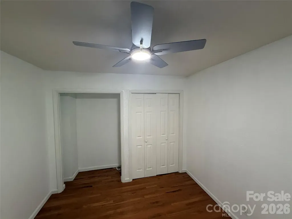 11 Aquarian Way Leicester NC 28748