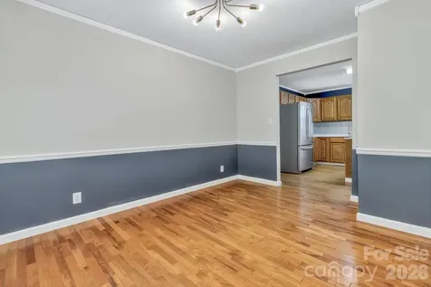 11 Aquarian Way Leicester NC 28748