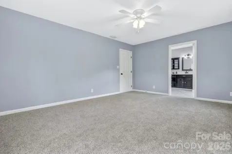 11 Aquarian Way Leicester NC 28748