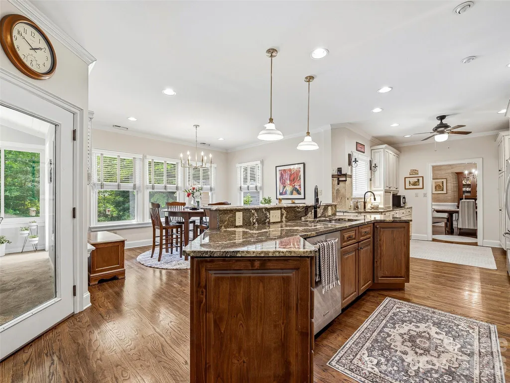 1005 Windsor Drive Asheville NC 28803