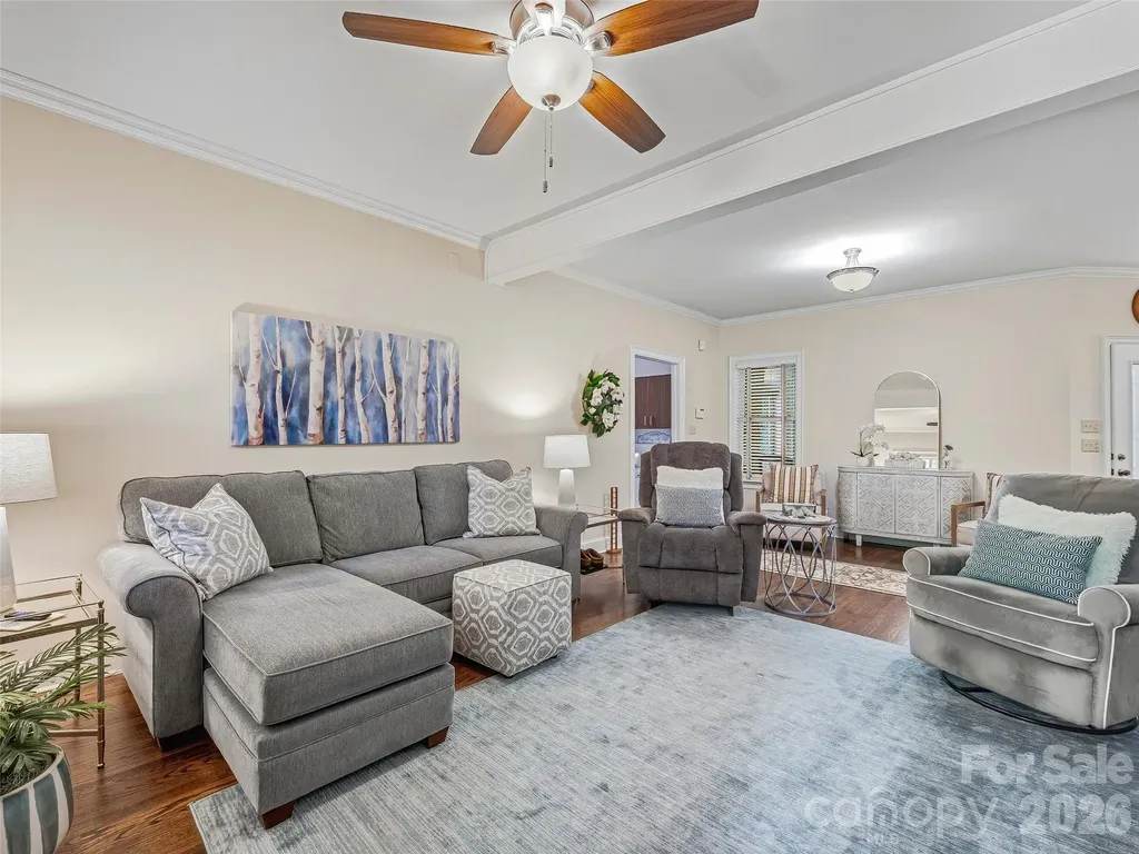 1005 Windsor Drive Asheville NC 28803