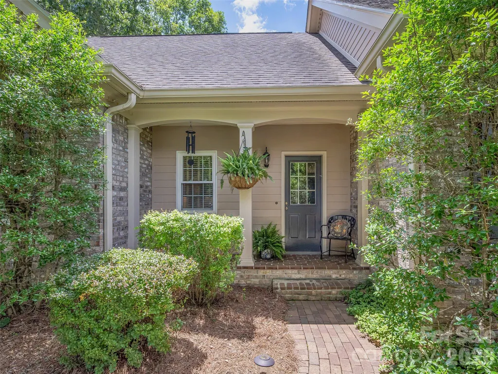 1005 Windsor Drive Asheville NC 28803
