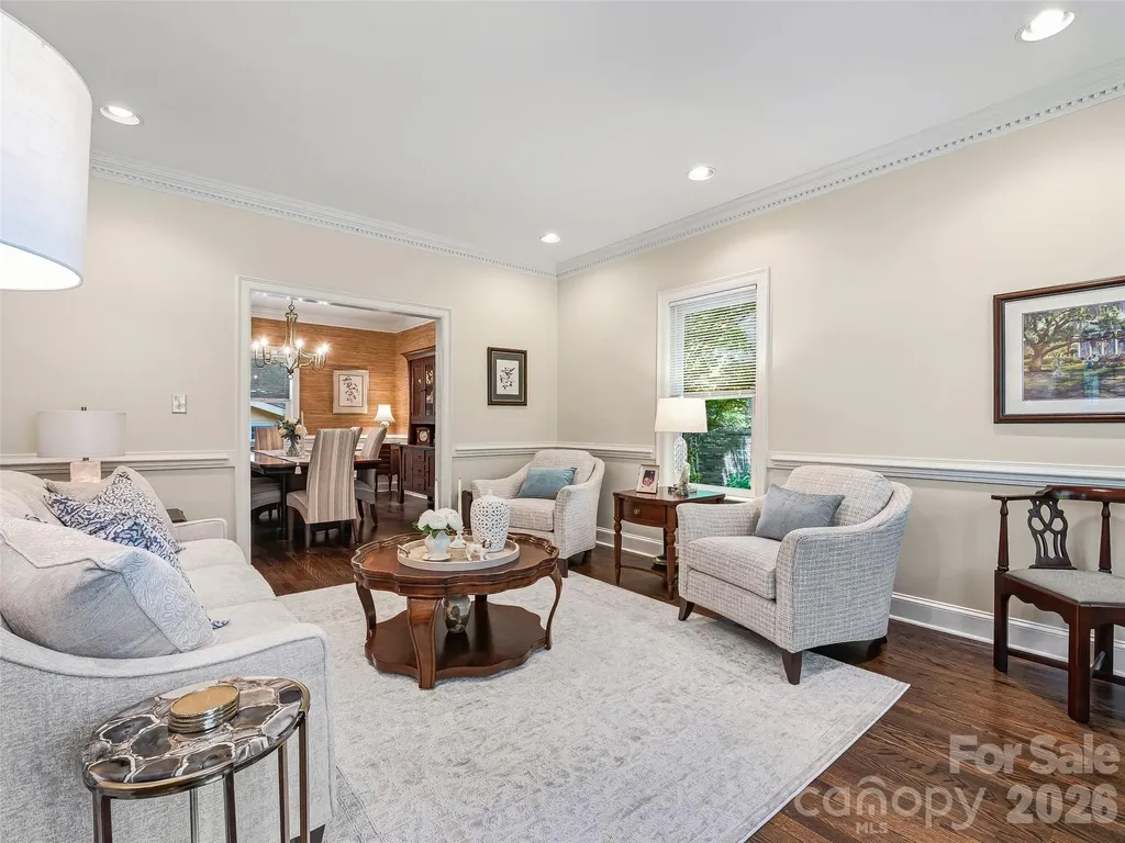 1005 Windsor Drive Asheville NC 28803