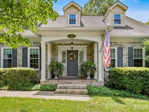 1005 Windsor Drive Asheville NC 28803