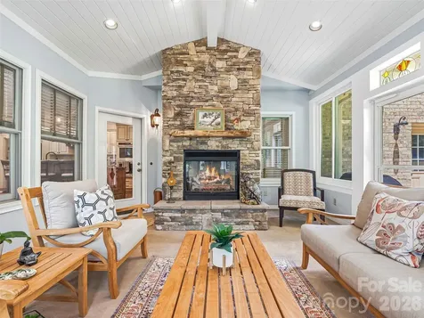 1005 Windsor Drive Asheville NC 28803