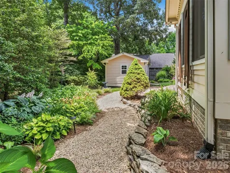 1005 Windsor Drive Asheville NC 28803