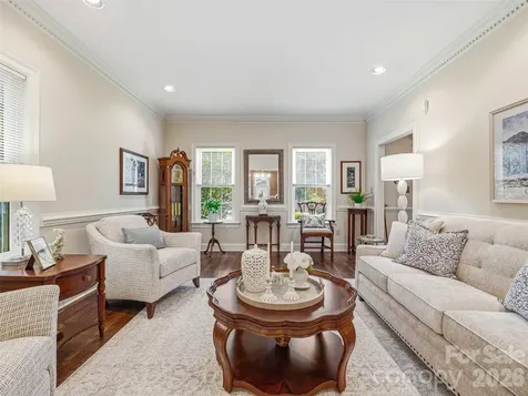 1005 Windsor Drive Asheville NC 28803