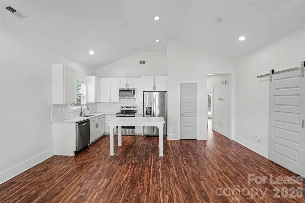 1220 Fairmont Street Charlotte NC 28216