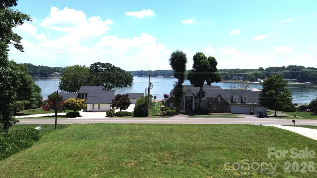 182 Wilson Lake Road Mooresville NC 28117
